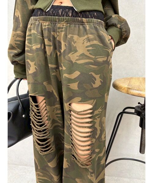 EVRIS（エヴリス）の「レースドッキングダメージスウェットワイドパンツ【セットアップ着用可能】（スウェットパンツ・レディース・その他1/ブラック/グレー・FREE）」の17枚目の写真