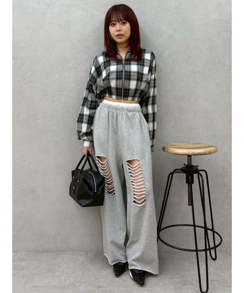 EVRIS（エヴリス）の「レースドッキングダメージスウェットワイドパンツ【セットアップ着用可能】春服（スウェットパンツ・レディース・その他1/ブラック/グレー・FREE）」の6枚目の写真