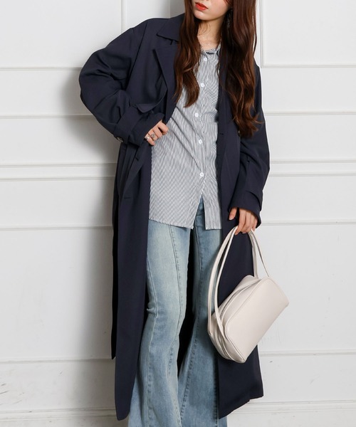 SpRay（スプレイ）の「ロングトレンチコート（トレンチコート・レディース・ライトベージュ/ネイビー・FREE）」の4枚目の写真