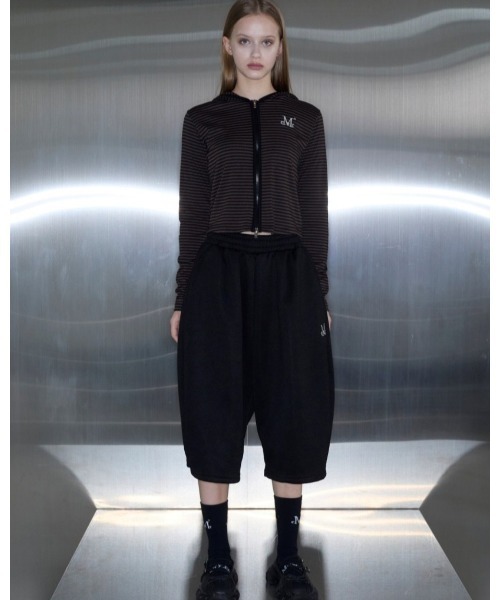 MUCENT(ムセント)の「【UNISEX】MUCENT/2WAYボーダージップ(パーカー・レディース・ブラック/チャコール・FREE)」の11枚目の写真
