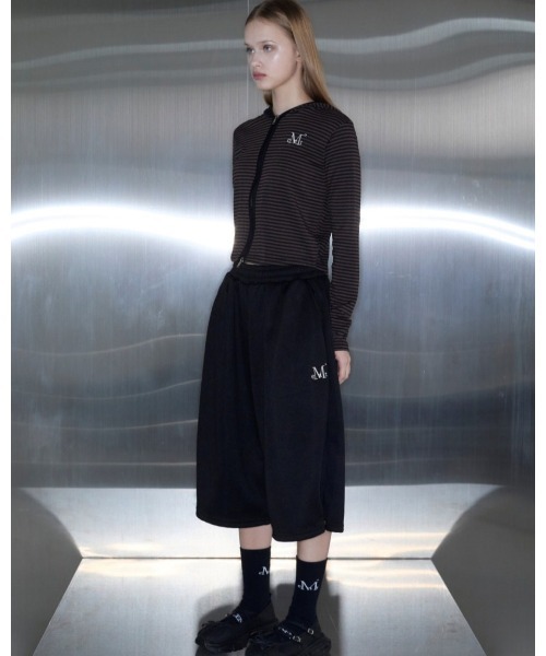MUCENT(ムセント)の「【UNISEX】MUCENT/2WAYボーダージップ(パーカー・レディース・ブラック/チャコール・FREE)」の12枚目の写真