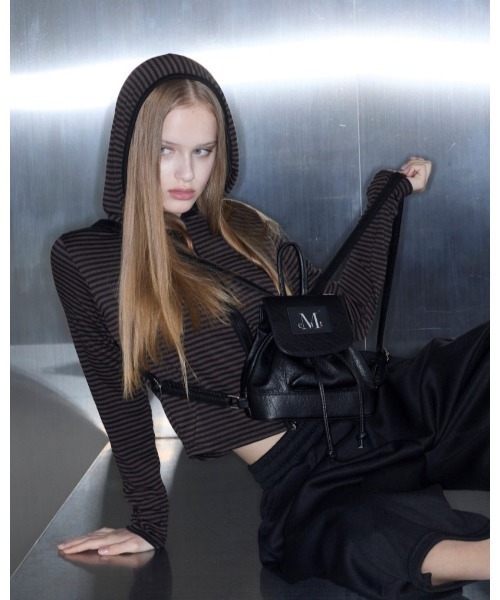 MUCENT(ムセント)の「【UNISEX】MUCENT/2WAYボーダージップ(パーカー・レディース・ブラック/チャコール・FREE)」の6枚目の写真