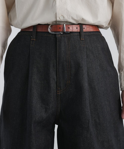 Adoon plain（アドーンプレーン）の「RIGID DENIM 1-TUCK WIDE PANTS / リジットデニム1タックワイドパンツ 【セットアップ可】（デニムパンツ・メンズ・インディゴブルー/ブラック・LARGE/MEDIUM/SMALL）」の4枚目の写真