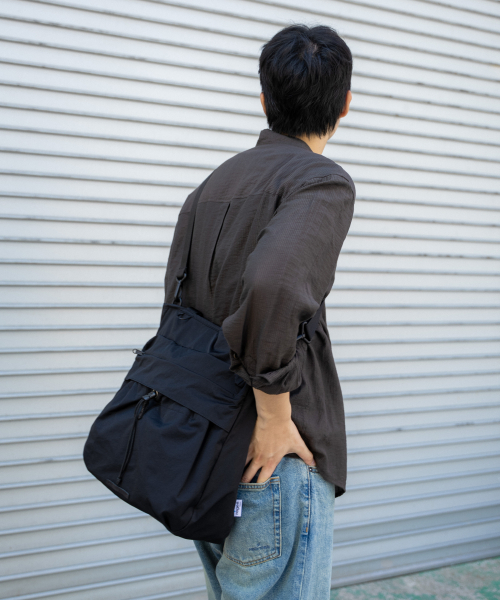 RAWROW（ロウロウ）の「ストウェイ トートバッグ 318 [2カラー]（トートバッグ・レディース・ブラック/カーキ・FREE）」の3枚目の写真