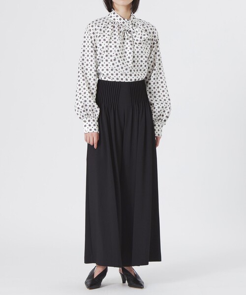 LOVELESS（ラブレス）の「フロントタックワイドパンツ（その他パンツ・レディース・グレー系その他/ブラック/ベージュ系その他4・34/36/38）」の4枚目の写真