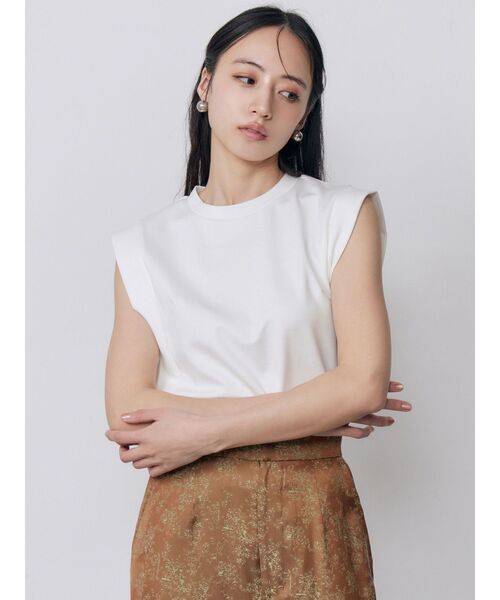 MURUA(ムルーア)の「【接触冷感】フレンチスリーブトップス 夏服(Tシャツ/カットソー・レディース・レッド/ホワイト/モカ/ブラック・FREE)」の22枚目の写真