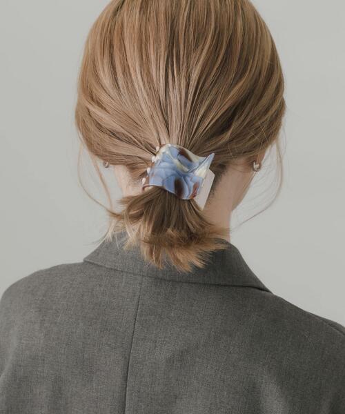 SMELLY(スメリー)の「『再入荷』マーブルスクエアバンス(バレッタ/ヘアクリップ・レディース・ブルー系その他・-)」の7枚目の写真