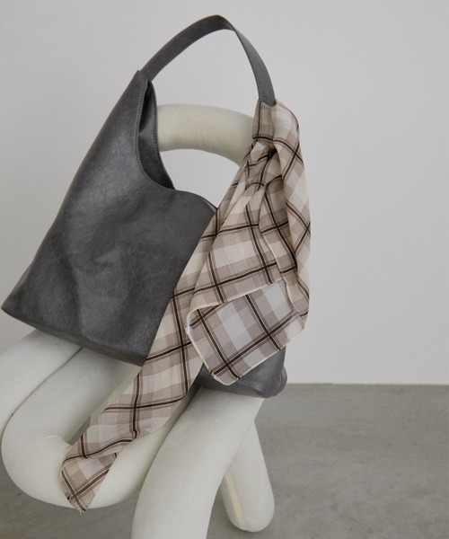 Aunt Marie's（アントマリーズ）の「チェックスカーフ（ストール/ショール・レディース・ブラック/ピンク/ホワイト・FREE）」の4枚目の写真