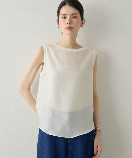 Drawing Numbers（ドローイング ナンバーズ）の「【Drawing Numbers】シャイニーシースルーノースリーブブラウス（シャツ/ブラウス・レディース・ブラック/グレイッシュベージュ/ホワイト・38）」の2枚目の写真