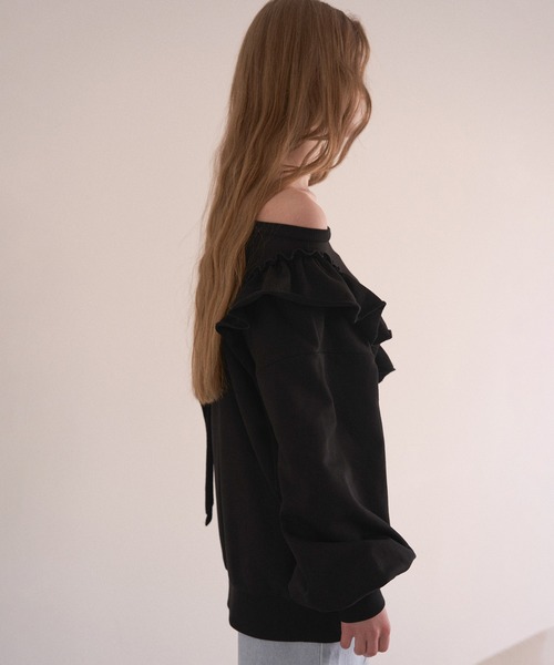 MIELI INVARIANT(ミエリインヴァリアント)の「Droopy Frill Sweat Tops(スウェット・レディース・ブラック/グレー・FREE)」の5枚目の写真