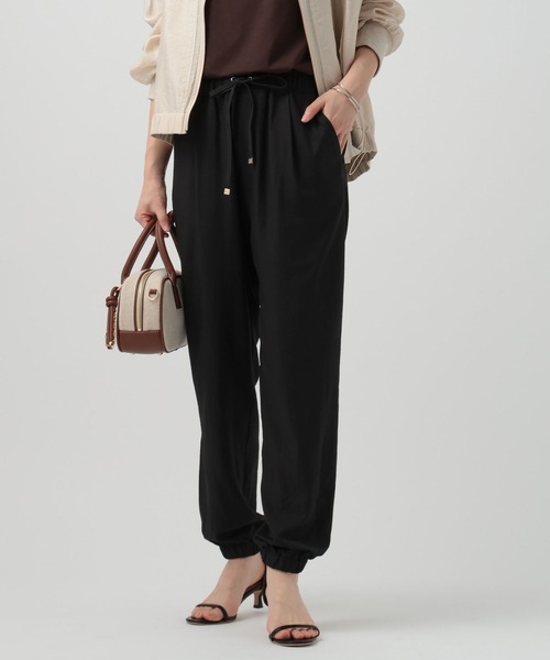 BAYFLOW（ベイフロー）の「[セミストレートシルエットで登場!!]RPタックジョガーパンツ（その他パンツ・レディース・グレイッシュベージュ/カーキ/ピンク/ブラック・SMALL/MEDIUM/LARGE/X-SMALL）」の12枚目の写真