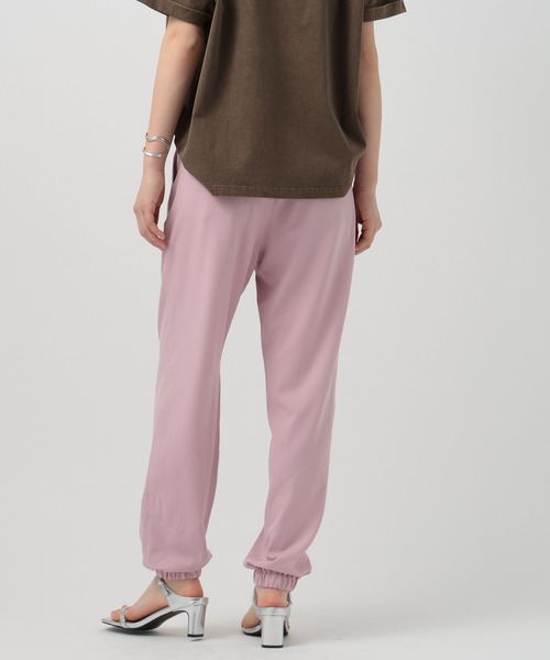 BAYFLOW（ベイフロー）の「[セミストレートシルエットで登場!!]RPタックジョガーパンツ（その他パンツ・レディース・グレイッシュベージュ/カーキ/ピンク/ブラック・SMALL/MEDIUM/LARGE/X-SMALL）」の19枚目の写真