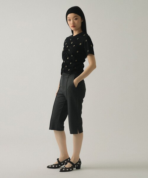 Ray BEAMS(レイビームス)の「フラワー 刺繍 シャーリング Tシャツ(Tシャツ/カットソー・レディース・ブラック/ホワイト系その他6・ONE SIZE)」の8枚目の写真