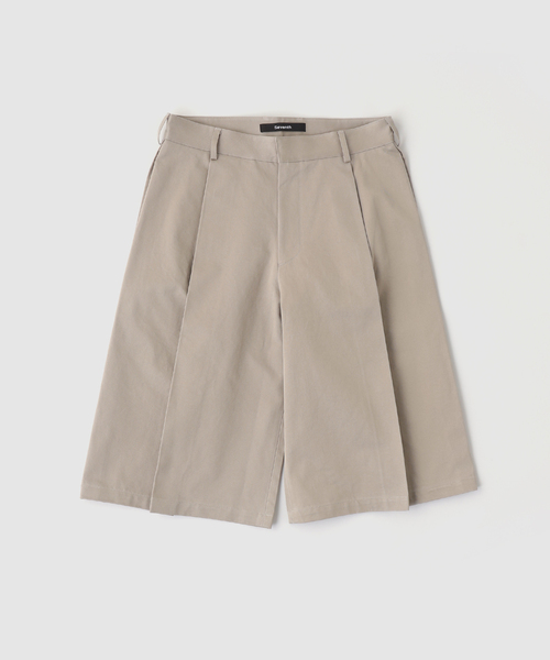 WISM(ウィズム)の「SEVENTH / セブンス BERMUDA CHINO SHORTS(その他パンツ・メンズ・キャメル・SMALL/MEDIUM)」の1枚目の写真