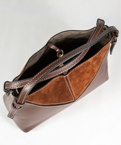 AULENTTI(オウレンティ)の「【AULENTTI/オウレンティ】ショルダーバッグ ハンドバッグ 2WAY Mサイズ(ショルダーバッグ・レディース・ブラウン/ブラック/ダークブラウン/ブラウン系その他・FREE)」の21枚目の写真