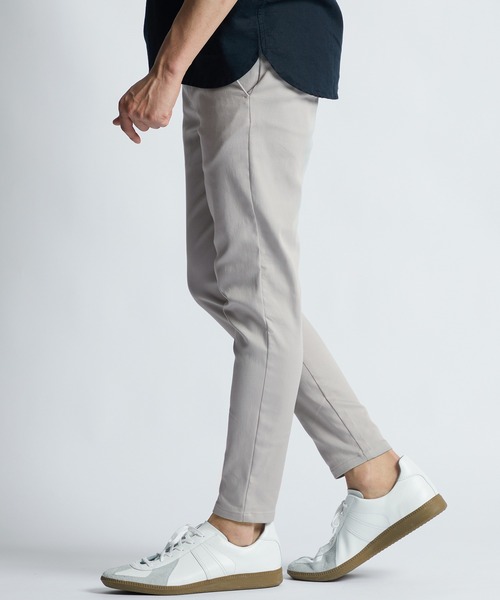 LANVIN en Bleu(ランバンオンブルー)の「超伸縮「ガムストレッチ」接触冷感 スキニー イージーチノパン(チノパンツ・メンズ・ブラック/ネイビー/ホワイト/ライトグレー・50/48/46/52)」の3枚目の写真