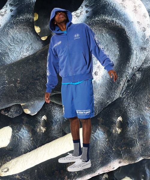 VANS(バンズ)の「ED DAVIS ジップアップフーディー / ED DAVIS ZIP UP HOODIE True Bl VN000VT07WM1(パーカー・メンズ・ブルー・LARGE/SMALL/X-LARGE/MEDIUM)」の9枚目の写真
