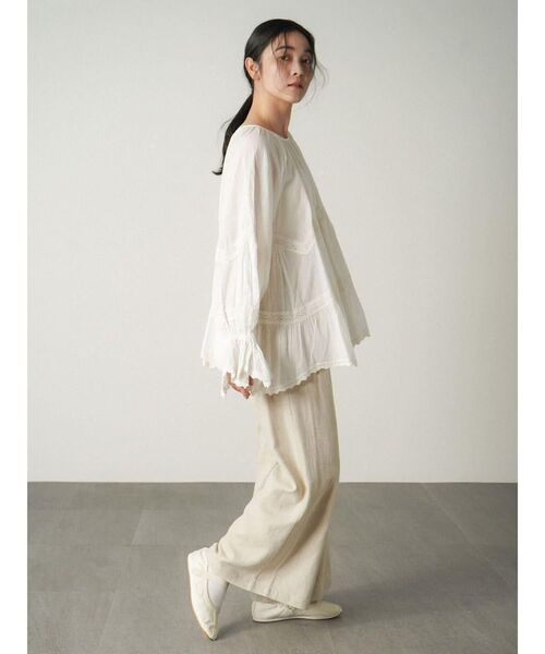 FIKA.(フィーカ)の「2way lace switching blouse(シャツ/ブラウス・レディース・ブラック/ホワイト・FREE)」の21枚目の写真