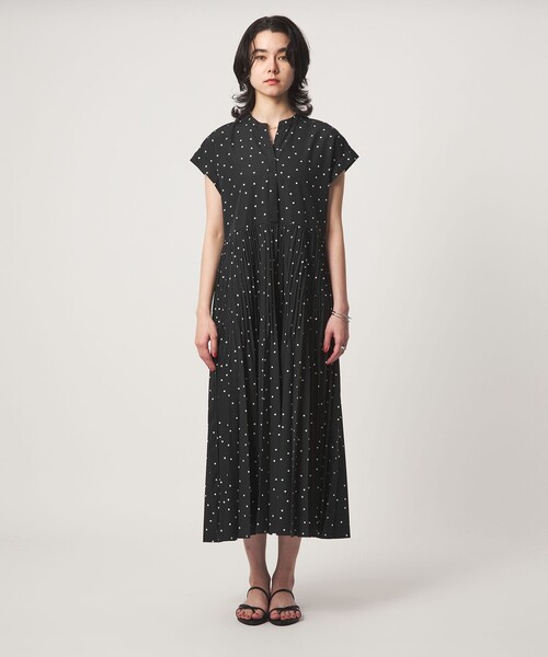 green label relaxing（グリーンレーベルリラクシング）の「【結論シリーズ】全方位映えプリーツワンピ ドット［size SHORT/TALLあり］（ワンピース・レディース・その他1・SHORT/FREE/TALL）」の21枚目の写真