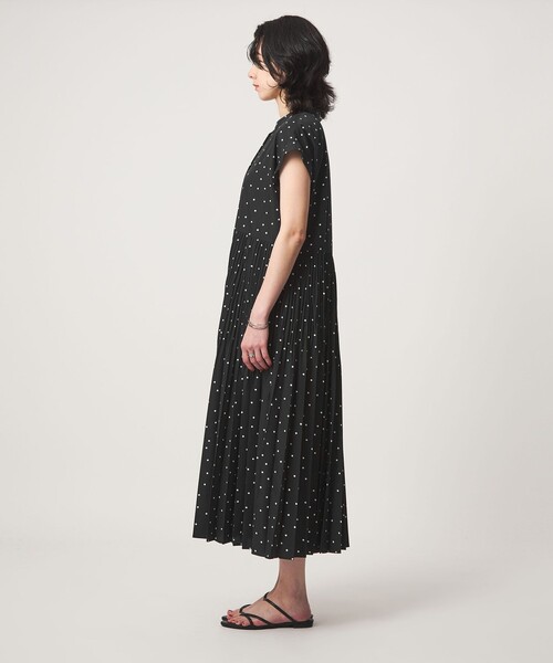 green label relaxing（グリーンレーベルリラクシング）の「【結論シリーズ】全方位映えプリーツワンピ ドット［size SHORT/TALLあり］（ワンピース・レディース・その他1・SHORT/FREE/TALL）」の22枚目の写真