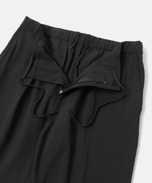 URBAN RESEARCH ROSSO MEN(アーバンリサーチロッソメン)の「『WEB限定』『XLサイズあり』『吸水速乾』Air Stretch イージースラックス(その他パンツ・メンズ・ネイビー/ブラウン/チャコールグレー/ブラック・X-LARGE/LARGE/MEDIUM/SMALL)」の16枚目の写真