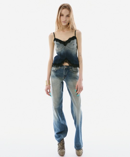 BLONDEY(ブロンディ)の「LACE DENIM CAMISOLE TOPS(キャミソール・レディース・ブルー・FREE)」の14枚目の写真