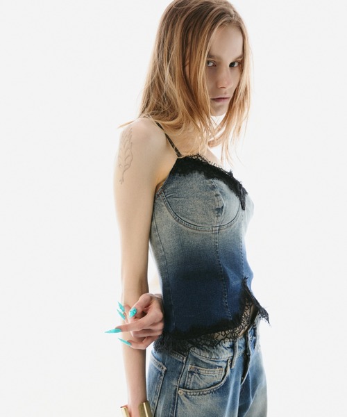 BLONDEY(ブロンディ)の「LACE DENIM CAMISOLE TOPS(キャミソール・レディース・ブルー・FREE)」の20枚目の写真