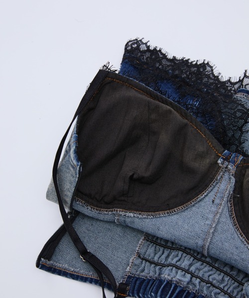 BLONDEY(ブロンディ)の「LACE DENIM CAMISOLE TOPS(キャミソール・レディース・ブルー・FREE)」の2枚目の写真