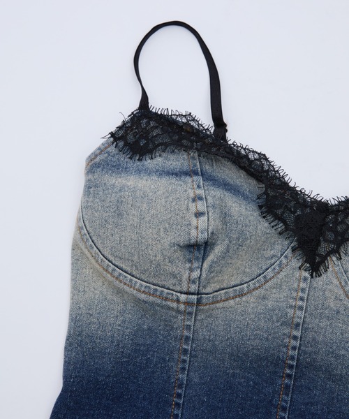 BLONDEY(ブロンディ)の「LACE DENIM CAMISOLE TOPS(キャミソール・レディース・ブルー・FREE)」の6枚目の写真