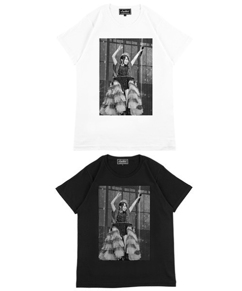 MEDICOM TOY(メディコムトイ)の「Amplifier “水樹奈々” TEE Design - A(Tシャツ/カットソー・メンズ・ホワイト/ブラック・SMALL/MEDIUM/LARGE/X-LARGE)」の5枚目の写真