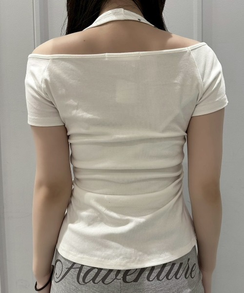 Never mind the XU / Chikashitsu+(ネバーマインド ザ エックスユー / チカシツプラス)の「【nmtc+】Bijou Halter Layered Tee / 【エヌエムティーシープラス】ビジューホルターレイヤードTシャツ(Tシャツ/カットソー・レディース・グレー/チャコール/ホワイト・ONE SIZE)」の9枚目の写真