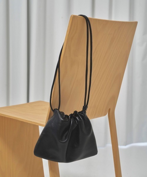 TODAYFUL レザー ショルダーバッグ ブラック TODAYFUL Drawstring Leather Bag（ショルダーバッグ）｜TODAYFUL