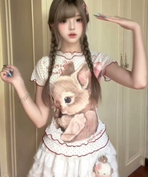 ViViDAY(ビビデー)の「フロントウサギプリント ドット柄シアートップス(Tシャツ/カットソー・レディース・アイボリー/ミント・M)」の9枚目の写真