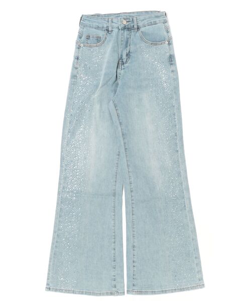 CECIL McBEE(セシルマクビー)の「バックリボンラインストーンフレアデニムパンツ(デニムパンツ・レディース・サックスブルー・61/64)」の1枚目の写真