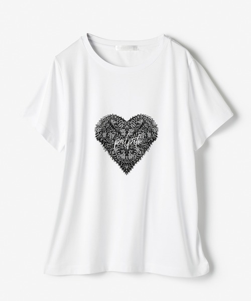 DoCLASSE( ドゥクラッセ)の「コットン混・グラフィックTシャツ(Tシャツ/カットソー・レディース・ホワイト×ブラック/ホワイト/ネイビー/ブルーグレー/ダークブラウン/チャコール/ライトグレー・3L/LL/S/M/L)」の10枚目の写真