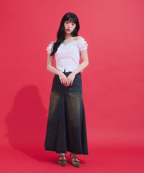 GAB GAB(ガブガブ)の「Shirred Off-Shoulder Blouse/シャーリングオフショルブラウス(シャツ/ブラウス・レディース・ホワイト・FREE)」の7枚目の写真