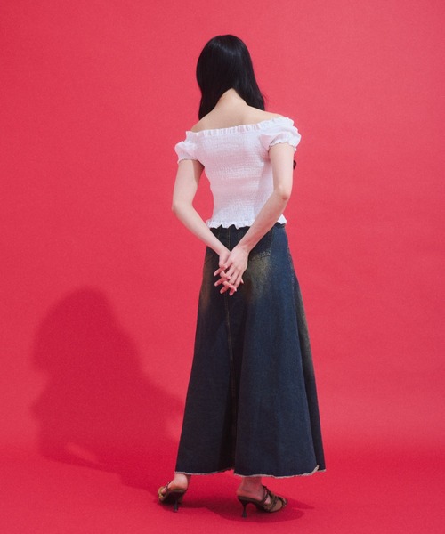 GAB GAB(ガブガブ)の「Shirred Off-Shoulder Blouse/シャーリングオフショルブラウス(シャツ/ブラウス・レディース・ホワイト・FREE)」の12枚目の写真