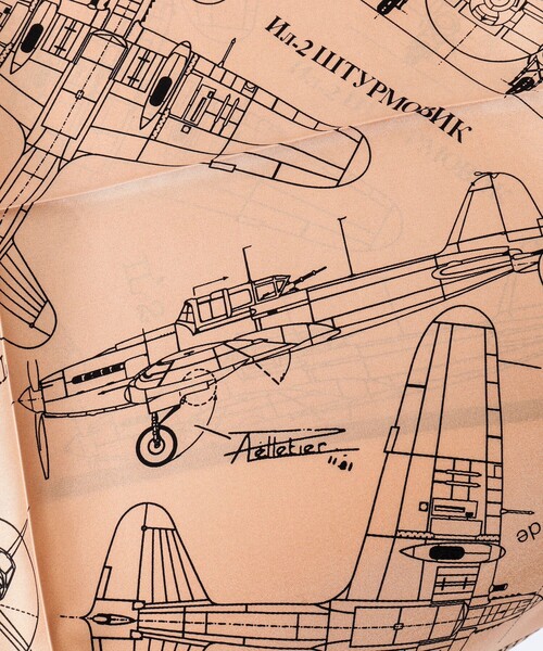 NOLLEY’S(ノーリーズ)の「シルクスカーフ エアプレーン柄 55cm 日本製(バンダナ/スカーフ・メンズ・ブルー系その他6/レッド系その他・FREE)」の7枚目の写真