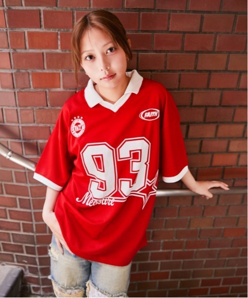 GORGE(ゴージ)の「《ナンバリング・刺しゅう入り》ユニフォームTシャツ/ストリート×スポーティ/春夏/全3色(Tシャツ/カットソー・レディース・オフホワイト/ボルドー/ネイビー・F)」の4枚目の写真