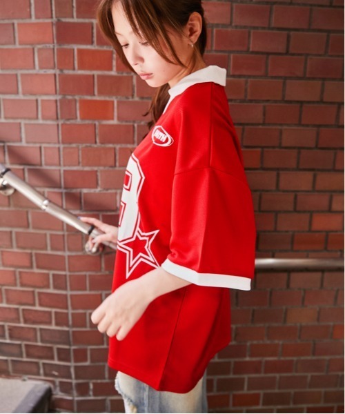 GORGE(ゴージ)の「《ナンバリング・刺しゅう入り》ユニフォームTシャツ/ストリート×スポーティ/春夏/全3色(Tシャツ/カットソー・レディース・オフホワイト/ボルドー/ネイビー・F)」の8枚目の写真