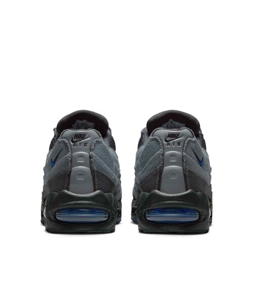 NIKE(ナイキ)の「ナイキ エア マックス 95 ビッグバブル メンズシューズ / Nike Air Max 95 Big Bubble Men's Shoes IM9605-002 Smoke Grey(スニーカー・メンズ・グレー系その他・26/26.5/27/27.5/29/29.5/30/24/24.5/25/25.5/28/28.5)」の6枚目の写真