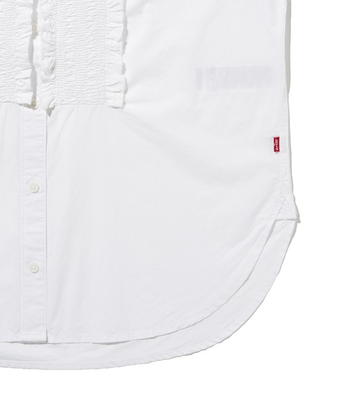 Levi's(リーバイス)の「Levi's/リーバイス ハーリー ボーイフレンド タキシード ラッフルシャツ(シャツ/ブラウス・レディース・ホワイト・M/S/XS)」の8枚目の写真