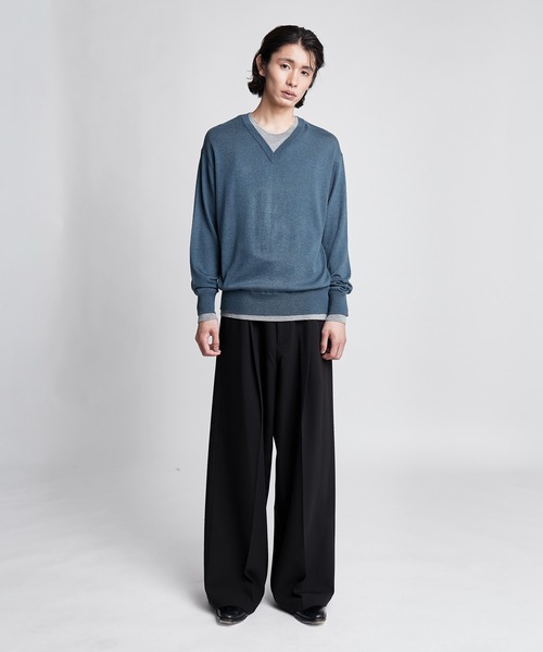 SINSS(シンス)の「Layered V-neck knit / レイヤードVネックニット(ニット/セーター・メンズ・ブルー/ブラウン/チャコールグレー/レッド・LARGE/SMALL/X-SMALL/MEDIUM)」の13枚目の写真