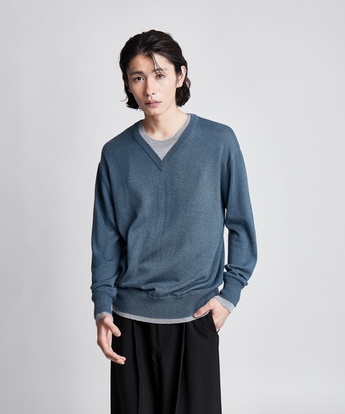 SINSS(シンス)の「Layered V-neck knit / レイヤードVネックニット(ニット/セーター・メンズ・ブルー/ブラウン/チャコールグレー/レッド・LARGE/SMALL/X-SMALL/MEDIUM)」の11枚目の写真