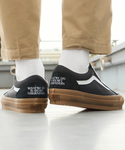 VANS(バンズ)の「Liberaiders/リベレイダース × VANS/ヴァンズ Premium Old Skool プレミアム オールドスクール シューズ スニーカー サイドライン カジュアル ストリート スケーター メンズ 2026年 秋 秋服 冬 冬服(スニーカー・メンズ・ブラック・26.5/27/27.5/28)」の22枚目の写真