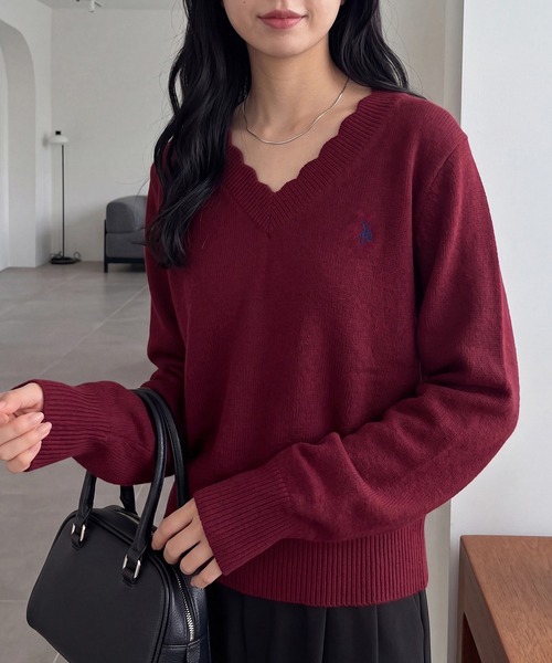 U.S. POLO ASSN.(ユーエスポロアッスン)の「【U.S. POLO ASSN.】ワンポイント刺繍 リブスカラップ Vネックニットトップス(ニット/セーター・レディース・ワイン/ネイビー/アイボリー/ベージュ/グレー・FREE)」の14枚目の写真