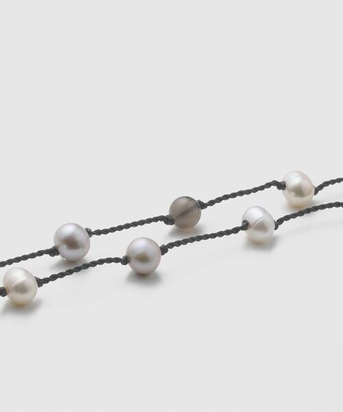 JOURNAL STANDARD(ジャーナルスタンダード)の「【TEINTE/タント】CALLA MIX PEARL CORD NECKLACE(ネックレス・レディース・アイボリー・FREE)」の4枚目の写真