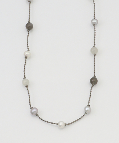 JOURNAL STANDARD(ジャーナルスタンダード)の「【TEINTE/タント】CALLA MIX PEARL CORD NECKLACE(ネックレス・レディース・アイボリー・FREE)」の6枚目の写真