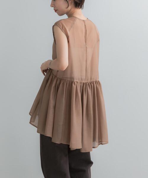 URBAN RESEARCH ROSSO WOMEN(アーバンリサーチ ロッソ)の「ELENDEEK SHEER PEPLUM BLOUSE(シャツ/ブラウス・レディース・チャコールグレー/ベージュ/レッド・FREE)」の12枚目の写真