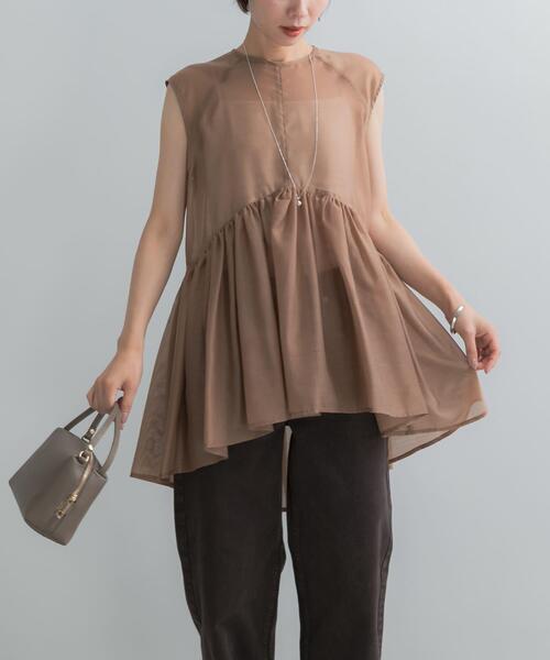 URBAN RESEARCH ROSSO WOMEN(アーバンリサーチ ロッソ)の「ELENDEEK SHEER PEPLUM BLOUSE(シャツ/ブラウス・レディース・チャコールグレー/ベージュ/レッド・FREE)」の13枚目の写真